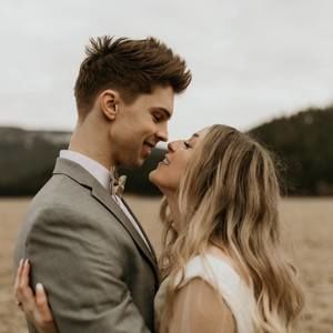 Meet your Posher, Derik